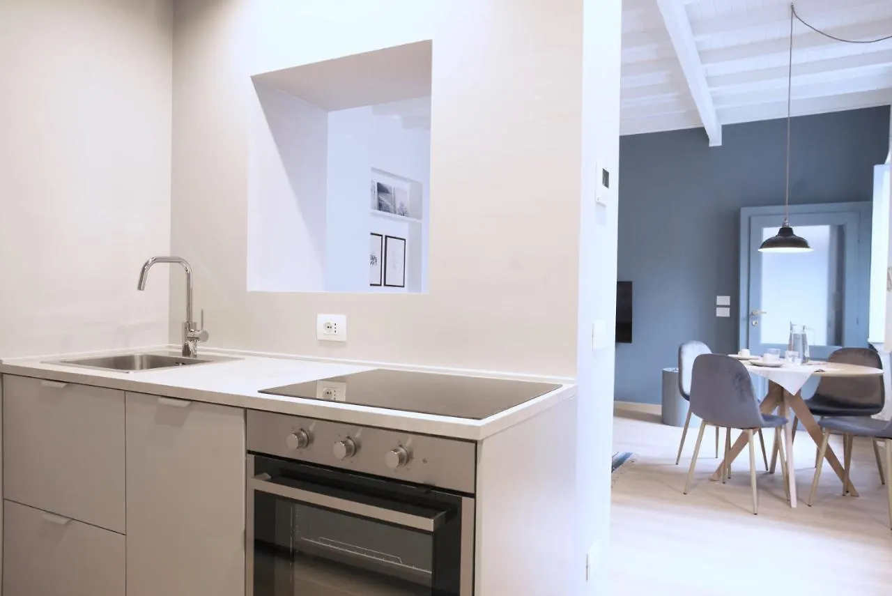 شقة Easylife - Lusso E Tradizione In Sant'Ambrogio ميلان 0*,  إيطاليا